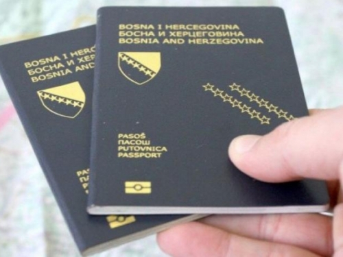 Građani Republike Hrvatske masovno traže bh. putovnice i boravišne dozvole