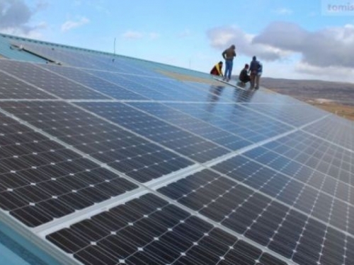 Švedska će iduće godine prestati oporezivati proizvodnju solarne energije