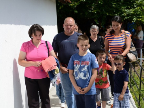 FOTO: Proslava sv. Ante na Kominu u župi Uzdol