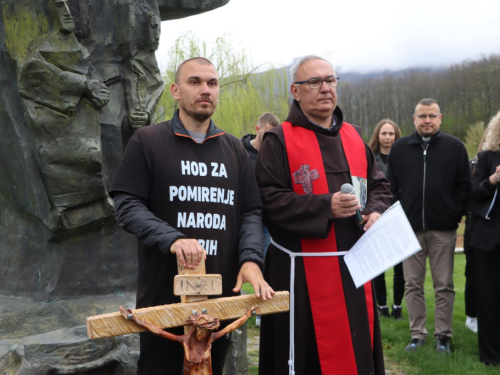 FOTO/VIDEO: Poruka mira stigla na Šćit: Josip Jelinić završio svoje hodočašće kroz BiH