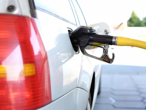 Gotovo 40 posto benzinski crpki u FBiH povisilo cijene goriva