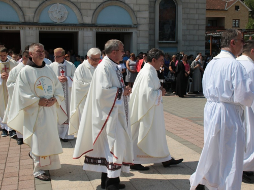 FOTO: Mlada misa vlč. Ljube Zelenike u Prozoru