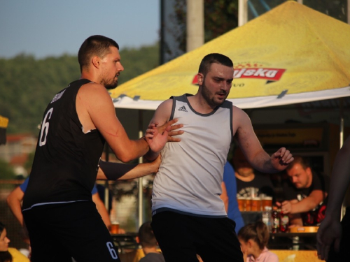 FOTO: Počeo 19. Streetball Rama 2021.