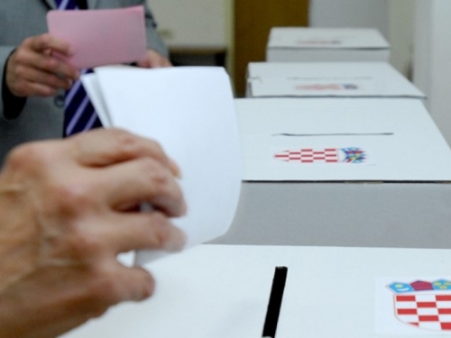 U BiH registrirano ukupno 22 tisuće, a u Njemačkoj skoro 17 tisuća birača