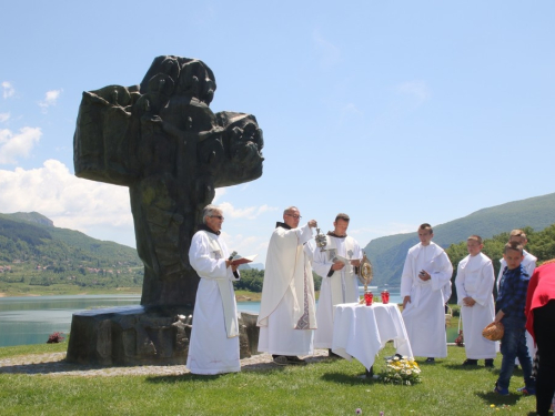 FOTO: Tijelovo u župi Rama - Šćit