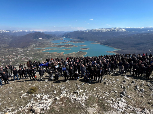 Mirno okupljanje na Zahumu: Ramci poručili – ''Ne damo svoje!''
