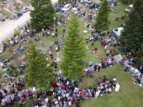 FOTO/VIDEO: Tisuće vjernika na Kedžari proslavilo Divin dan