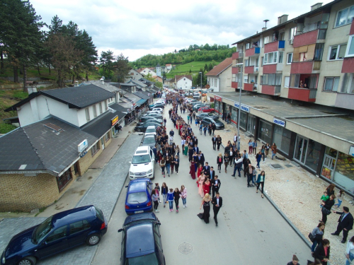 FOTO/VIDEO: Matura 2016. - Defile mladosti i ljepote na ulicama Prozora