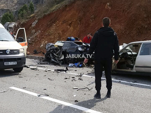 Jedna osoba poginula, najmanje tri teže ozlijeđene na vrhu Žovnice