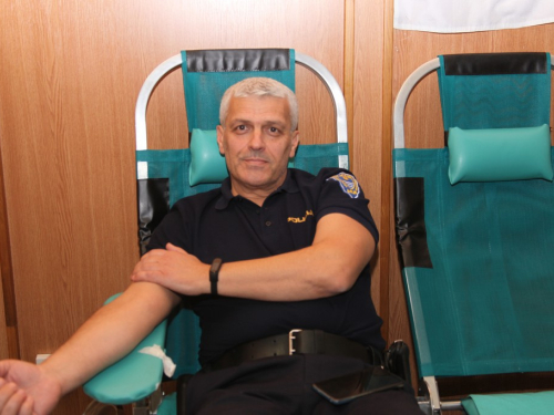 FOTO: Uspješna akcija dobrovoljnog darivanja krvi u Prozoru