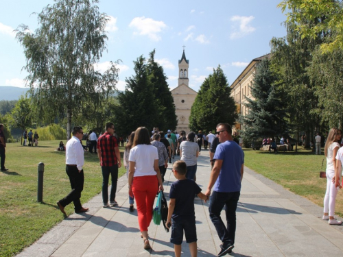 FOTO/VIDEO: Velika Gospa u župi Rama Šćit 2017.