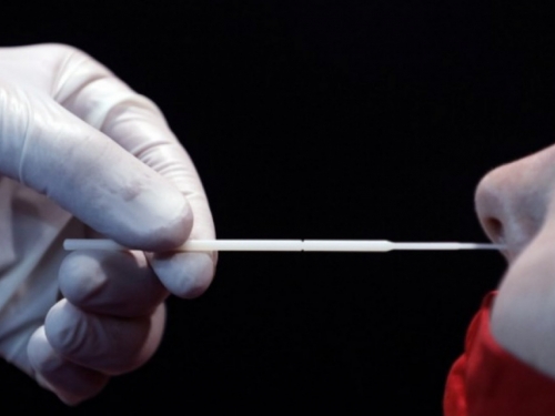 Uskoro nove mjere u FBiH: Uvodi se pravilo ”cijepljen-testiran-prebolio”