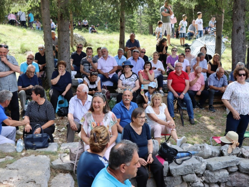 FOTO/VIDEO: Tisuće vjernika na Kedžari proslavilo Divin dan