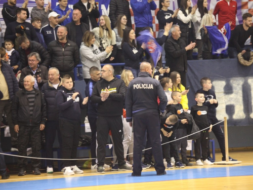 FOTO: Pogledajte atmosferu na tribinama na košarkaškom finalu između Rame i Čapljine