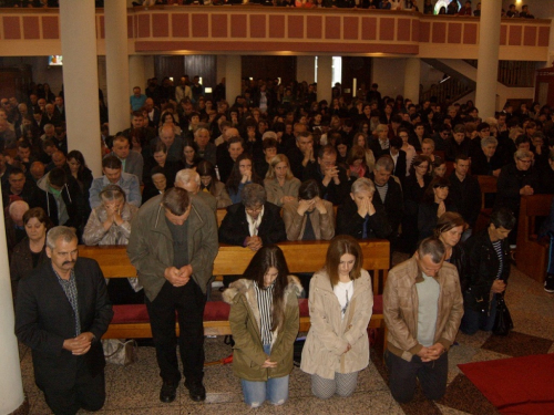 FOTO: Veliki petak u župi Prozor