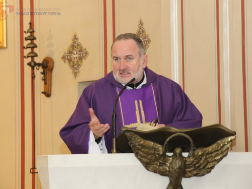FOTO: Na Mirogoju sahranjen pukovnik Ante Pavlović