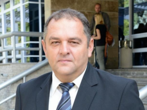 ​Martinović: Hrvatska djeca će učiti hrvatski jezik, a ne nepostojeći BHS jezik