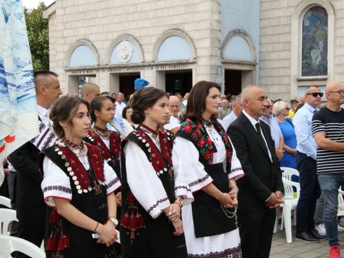 FOTO: Mlada misa vlč. Josipa Papka u župi Prozor