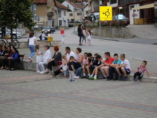 FOTO: U Prozoru održan festival duhovne glazbe ''Djeca pjevaju Isusu''