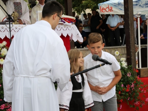 FOTO: Mlada misa vlč. Josipa Papka u župi Prozor