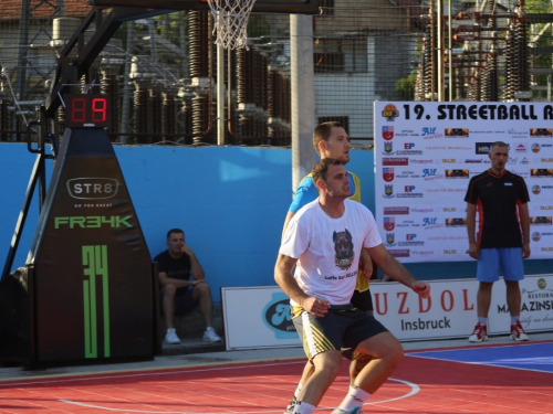 FOTO: Druga večer turnira 19. Streetball Rama