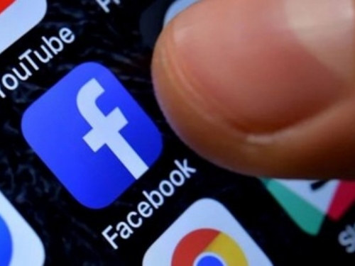 Facebook ima “psihološki trik” za privlačenje tinejžera