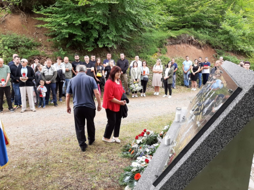 FOTO: Na Pomenu obilježena 27. obljetnica stradanja hrvatskih branitelja