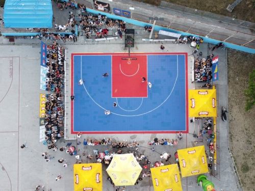 FOTO: Druga večer turnira 19. Streetball Rama