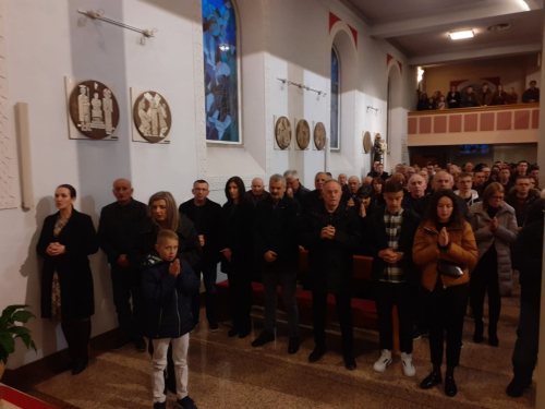 FOTO: Veliki petak u župi Prozor