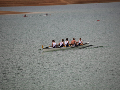 FOTO: Na Ramskom jezeru održana 10. veslačka regata