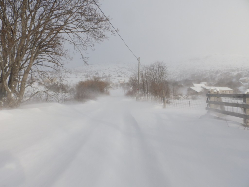 FOTO: Vjetar i snijeg gospodari na Raduši