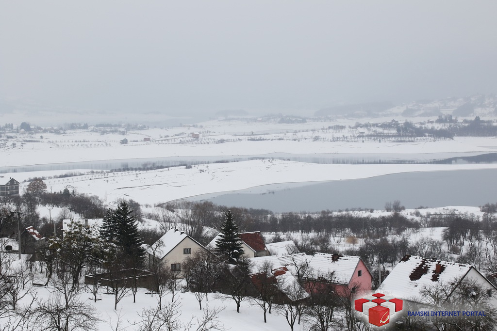 Rama Prozor Info Foto Zima Na Ramskom Jezeru