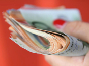 Već do Uskrsa u BiH ušlo milijardu maraka, glavnina novca u prometu je u ovim ljetnim danima