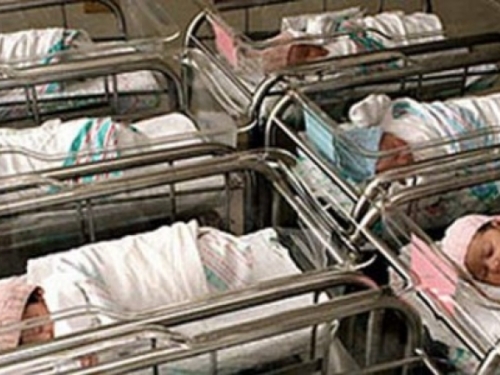 Dojenče koje su proglasili mrtvim proplakalo prije kremiranja
