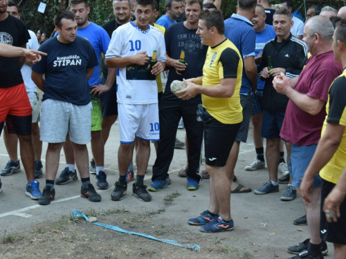 FOTO: Skup i druženje Ustramljana