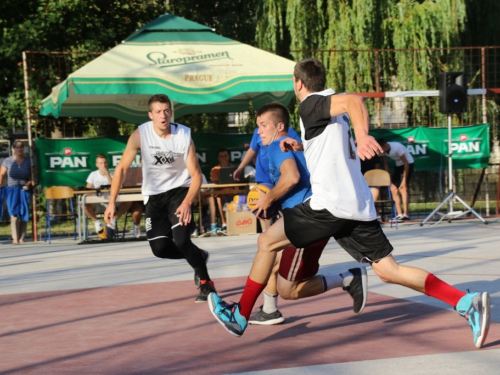 FOTO: ''General Vasilije Mitu'' iz Zagreba pobjednik 15. Streetball Rama