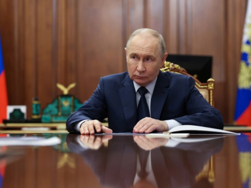 Kremlj: Putin spreman sastati se sa Zelenskim samo radi konačnog dogovora