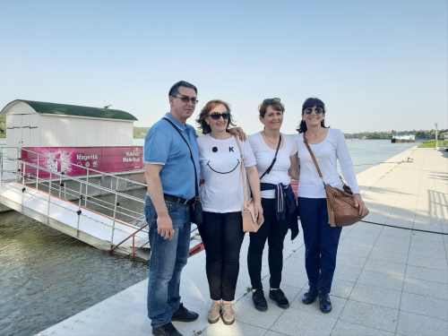 FOTO: Zbor sv. Franje i zbor mladih iz župe Rumboci posjetili Vukovar