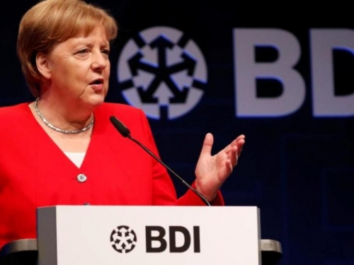Njemački industrijalci postavili Angeli Merkel ulitimatum do 6. svibnja