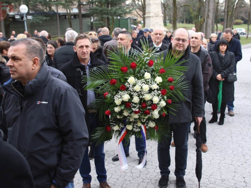 FOTO: Na Mirogoju sahranjen pukovnik Ante Pavlović