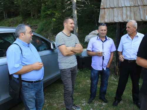 FOTO: Na Vran planini služena misa za poginule duvandžije