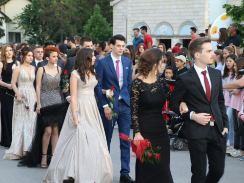 FOTO: Matura 2018. - Defile mladosti na ulicama Prozora