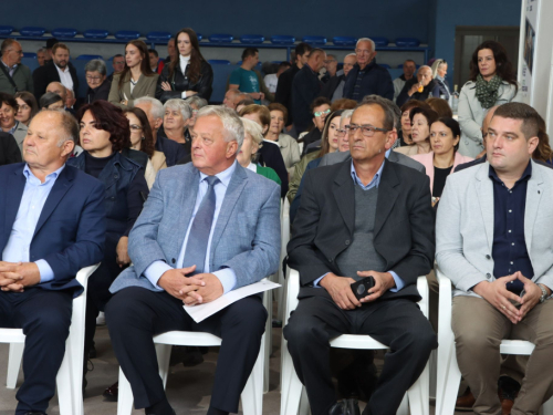 FOTO: Otvoren 17. sajam ''Dani šljive Prozor - Rama 2024.''