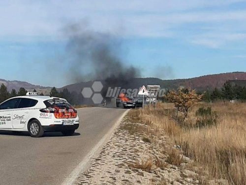 Blidinje: U potpunosti izgorio automobil