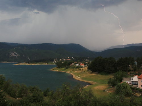 U Ramu stiglo željeno osvježenje!