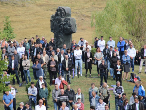 FOTO/VIDEO: Mala Gospa Rama - Šćit 2017.