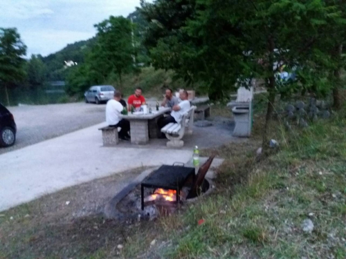 FOTO: Uređeno odmorište i plaža Gračac