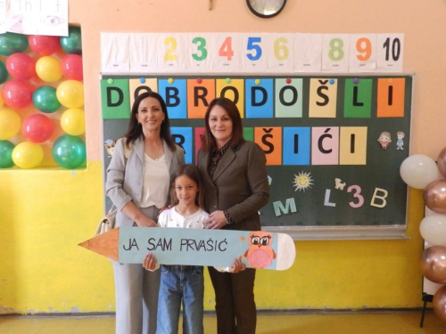 FOTO: U OŠ fra Jeronima Vladića Ripci upisano 19 prvašića