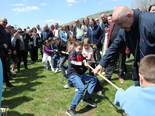 FOTO: Druženje Rumbočana i sv. misa na Zahumu