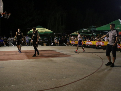 FOTO: ''General Vasilije Mitu'' iz Zagreba pobjednik 15. Streetball Rama